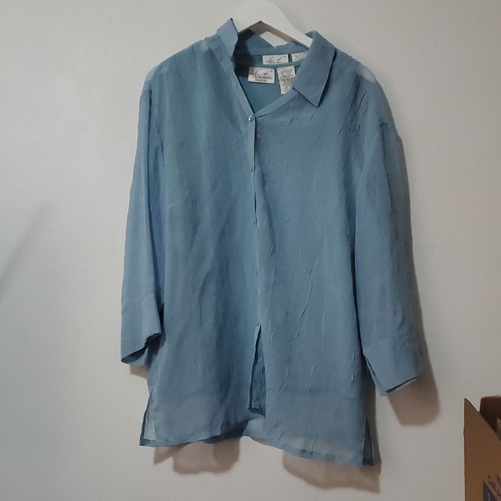 Kathie Lee Collection Light Blue Button-Down Shirt